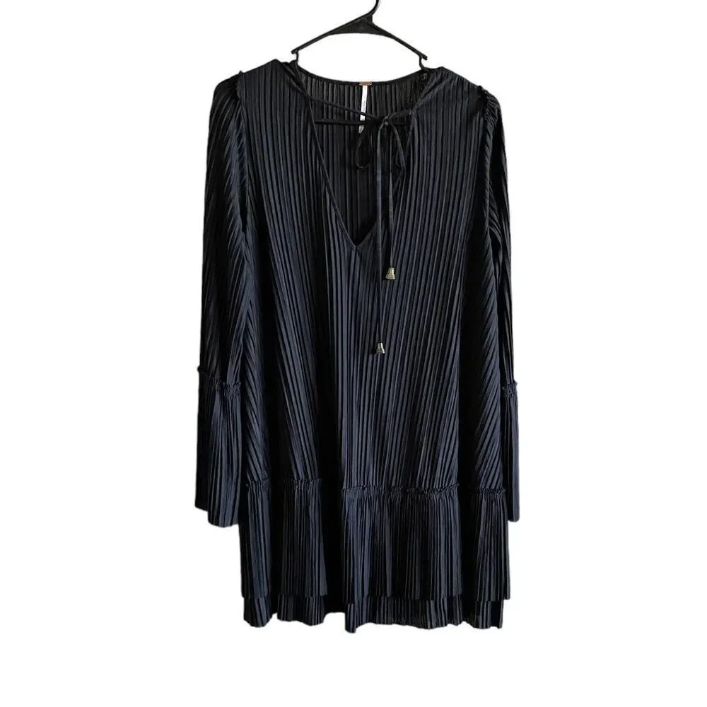 FREE PEOPLE Cant Help It Plisse Midi Dress Black Size Small